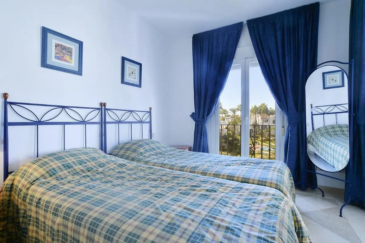 Stunning Penthouse Just Footsteps Away From Estepona'S Beaches 0*, Estepona